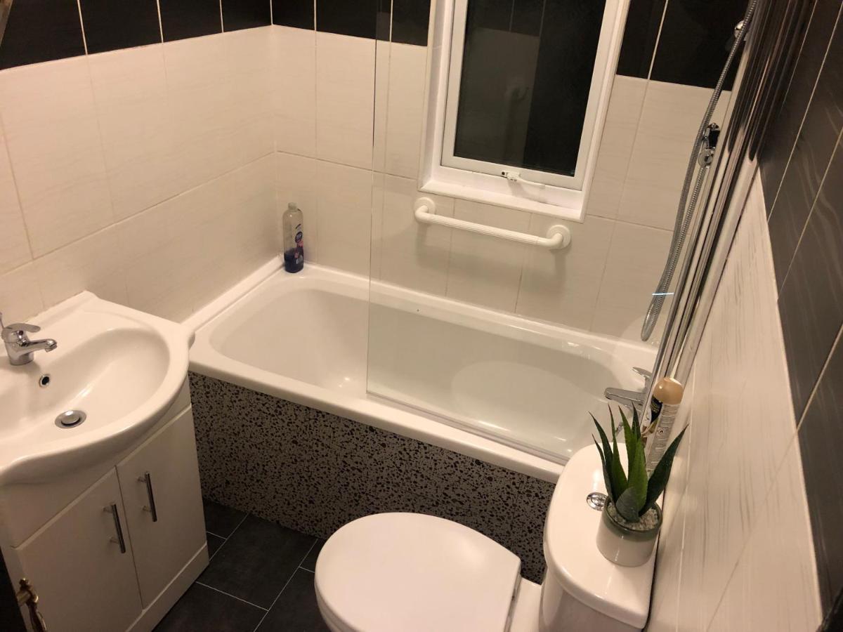 Handsworth Home - 2 Bedroomed Sheffield Exteriör bild