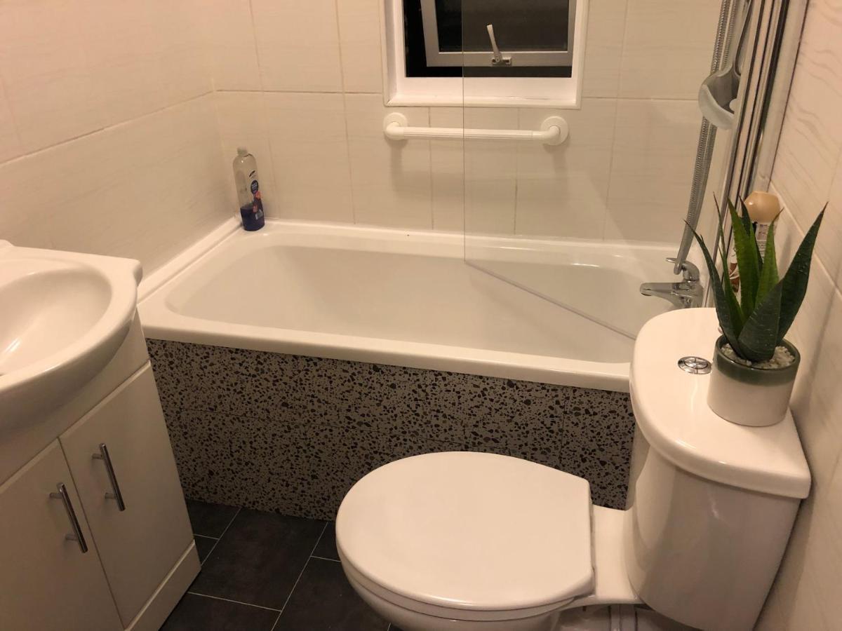 Handsworth Home - 2 Bedroomed Sheffield Exteriör bild