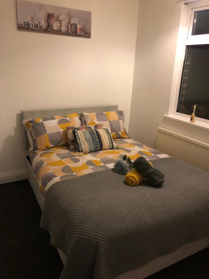 Handsworth Home - 2 Bedroomed Sheffield Exteriör bild