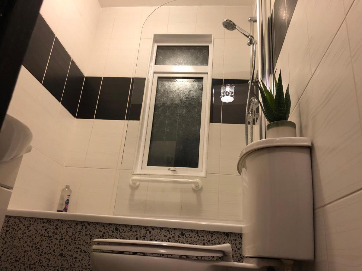 Handsworth Home - 2 Bedroomed Sheffield Exteriör bild